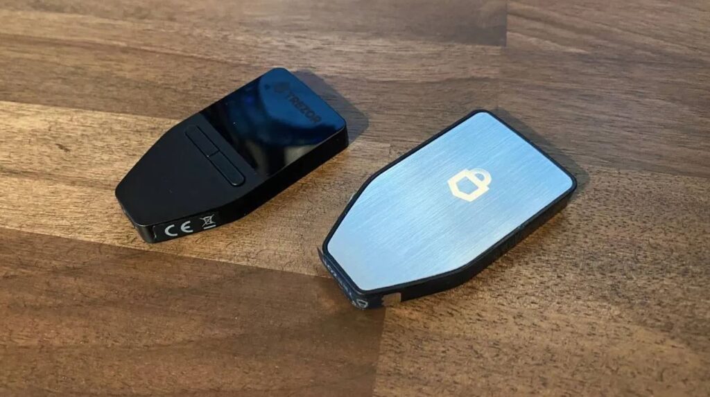 กระเป๋าเก็บคริปโต Hardware wallet Trezor Safe 3